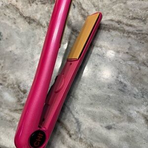 CHI Pink Hair Straightener